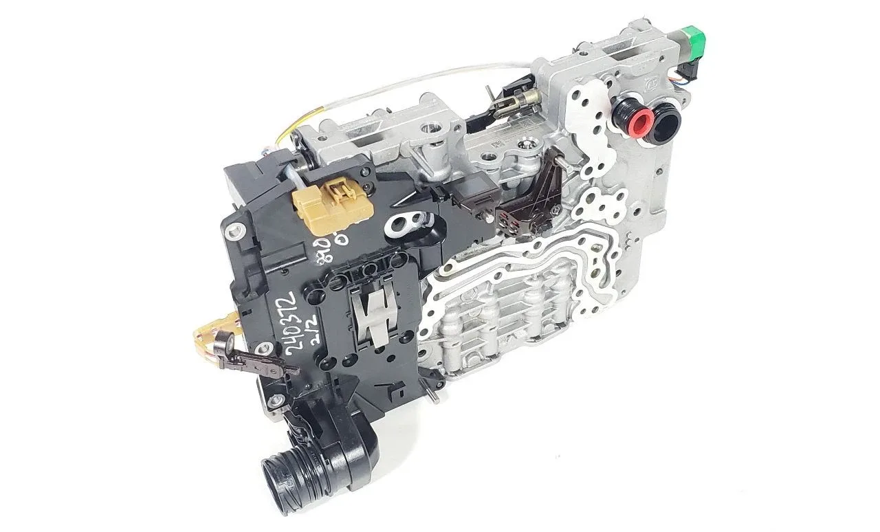 2016 Jaguar XJ 3.0L Automatic Transmission Valve Body - MPN 3635422 image 3