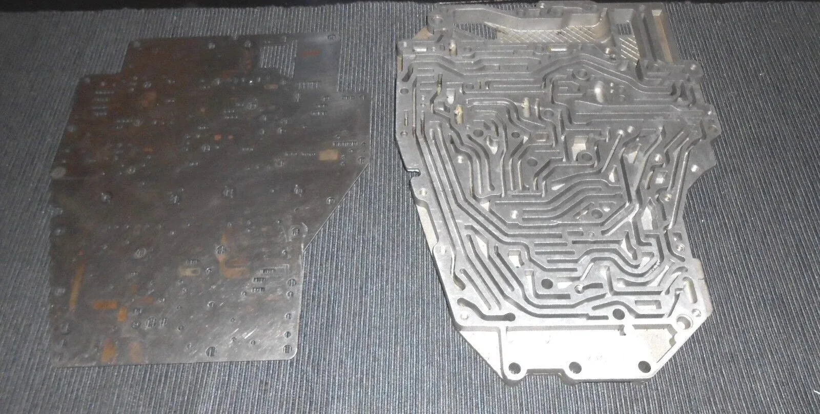 94-96 LAND ROVER DISCOVERY 1 ZF4HP22 TRANSMISSION CENTER VALVE BODY & PLATE PART