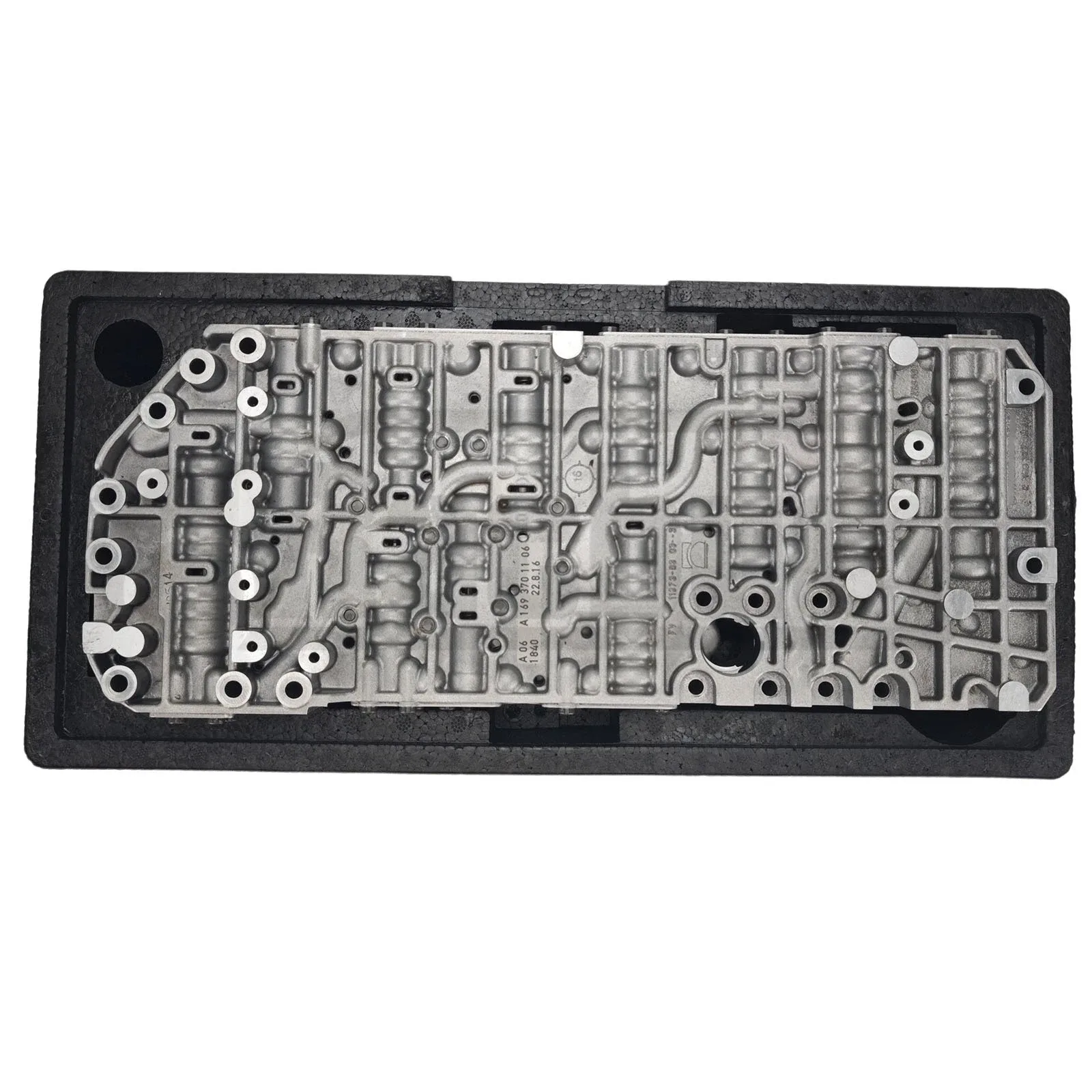 04-11 Mercedes-Benz W169 W245 Valve Body (A1693701106) - 722.8 image 4