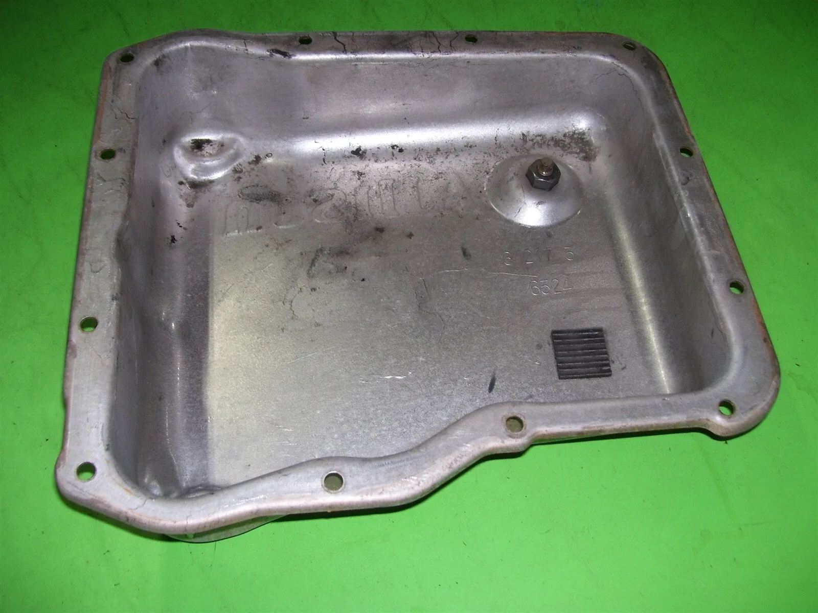 2002 Chevrolet GMC 6.6L Duramax Allison Transmission Oil Pan image 3