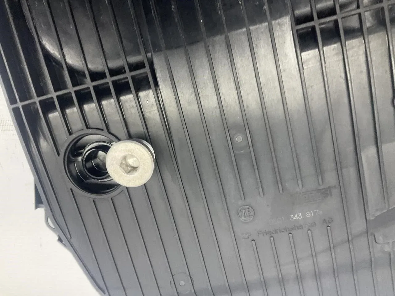 2019-2023 Porsche Cayenne (9YA) 2.9L Transmission Oil Pan PAB398009 image 3