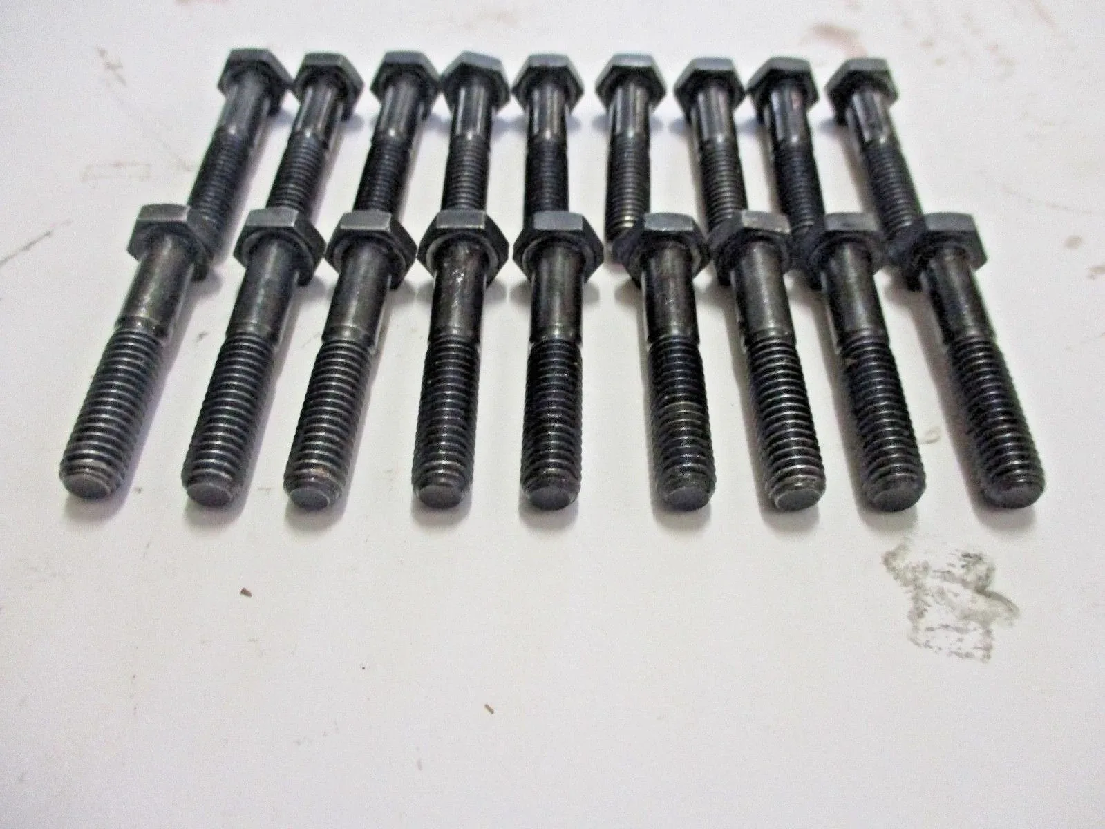 1971 Chevrolet Chevelle Turbo 350 Transmission Valve Body Bolts - Set of 18 image 2