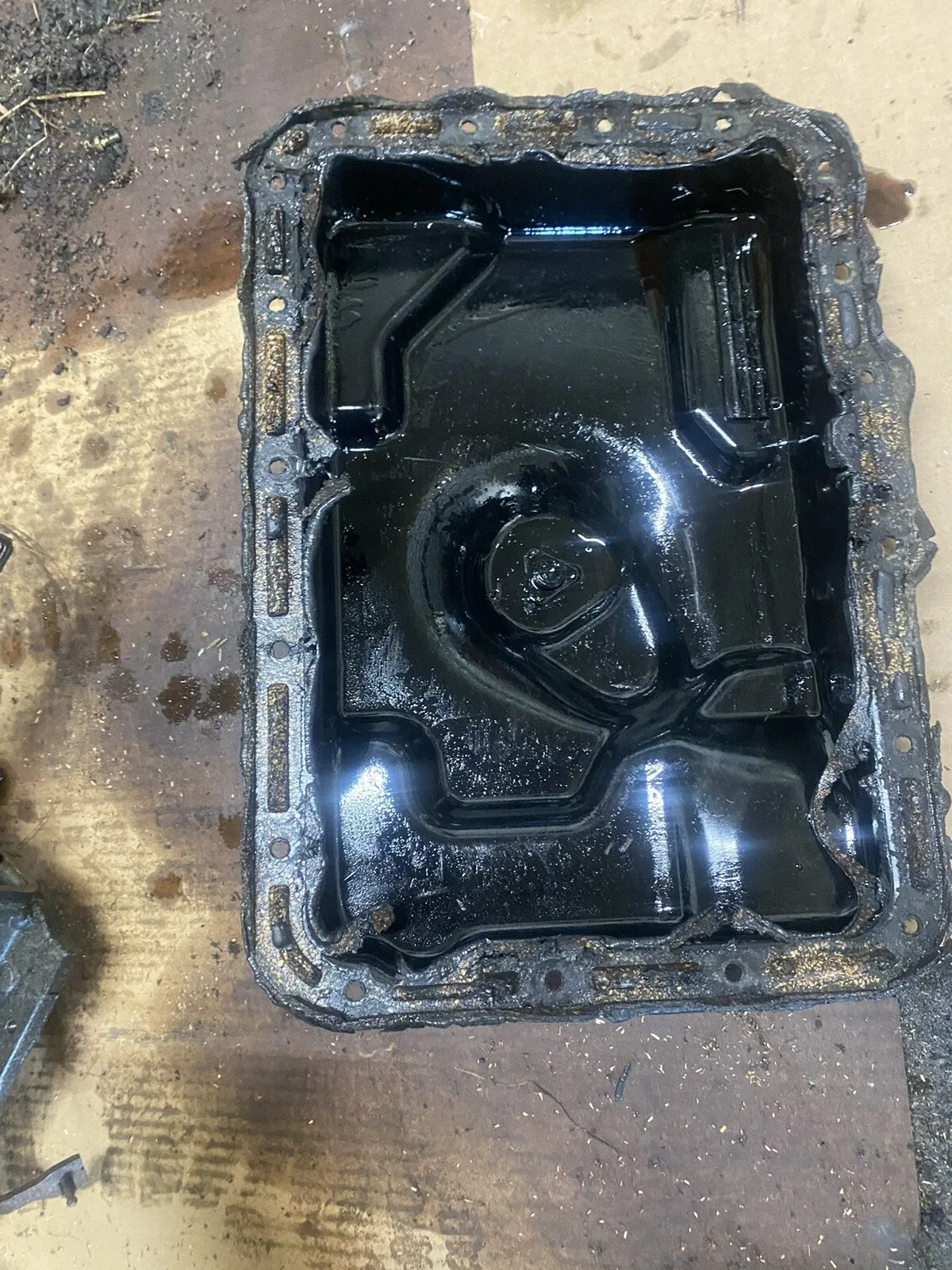 Ford A4LD Transmission Oil Pan ML5W22(a) image 2