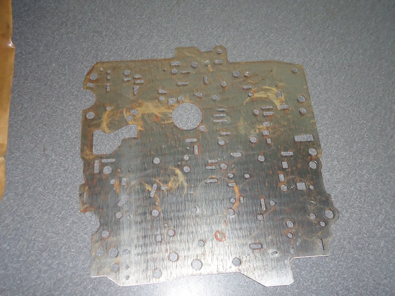 New NOS OEM GM AcDelco Automatic Transmission Valve Body Spacer Plate 24204016 image 4