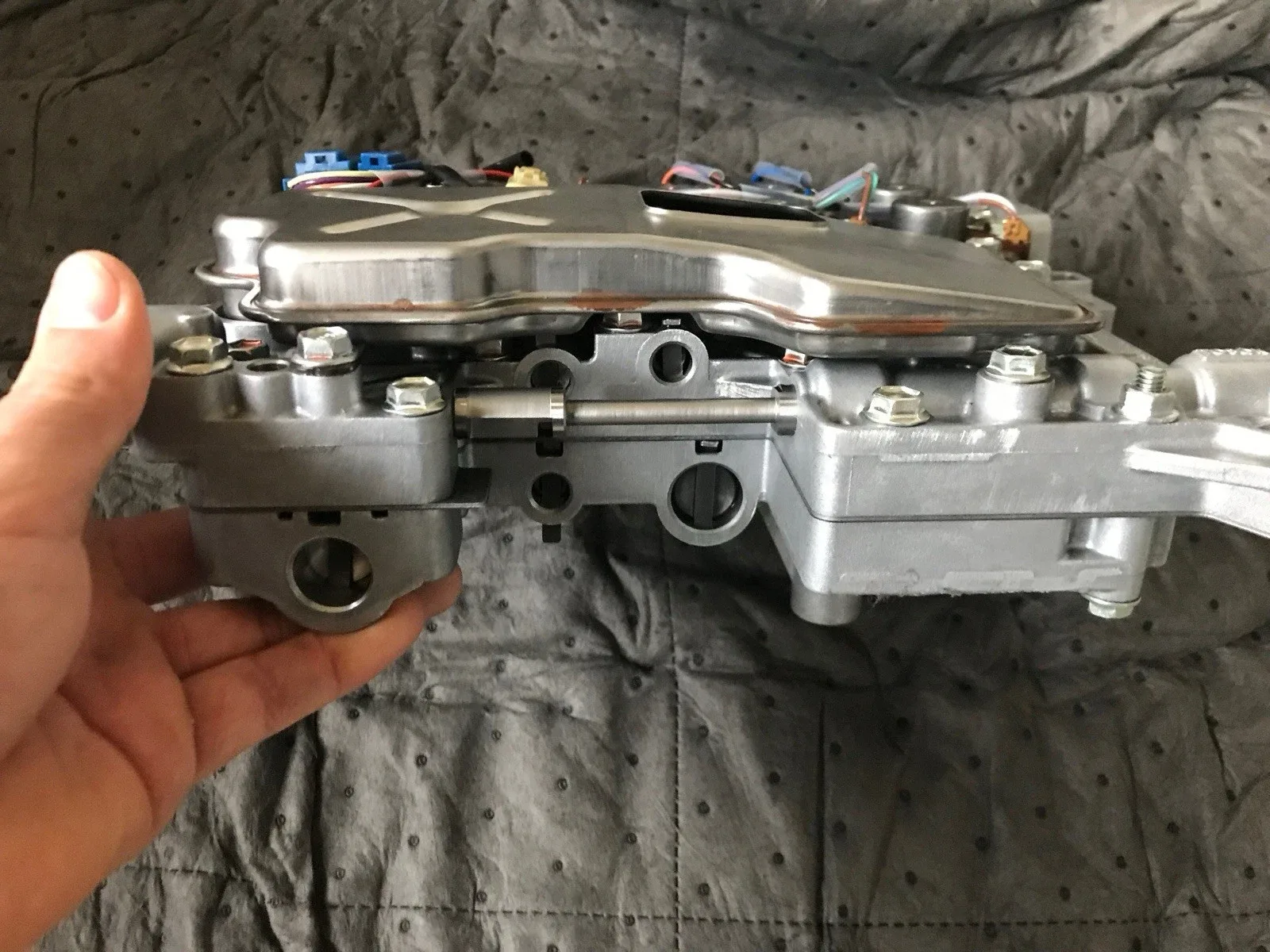 31705AA419L Automatic Transmission Valve Body Subaru 2005, 2006, 2007, 2008. image 3