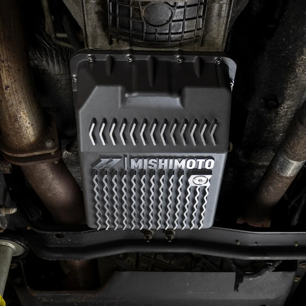Mishimoto Transmission Oil Pan for 1999-2002 Ford F-350 Super Duty image 4