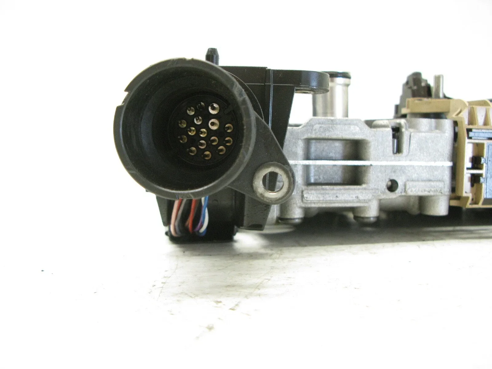 2011-2017 Audi A4/A5 Quattro Mechatronic Valve (MXW) - 1087427124 image 2