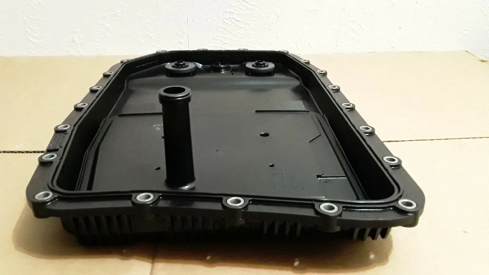 2008 BMW 750i TRANSMISSION PAN OEM