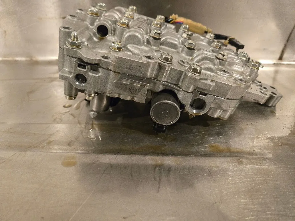 Mitsubishi W1CJC JATCO CVT-8 JF011E Valve Body image 4