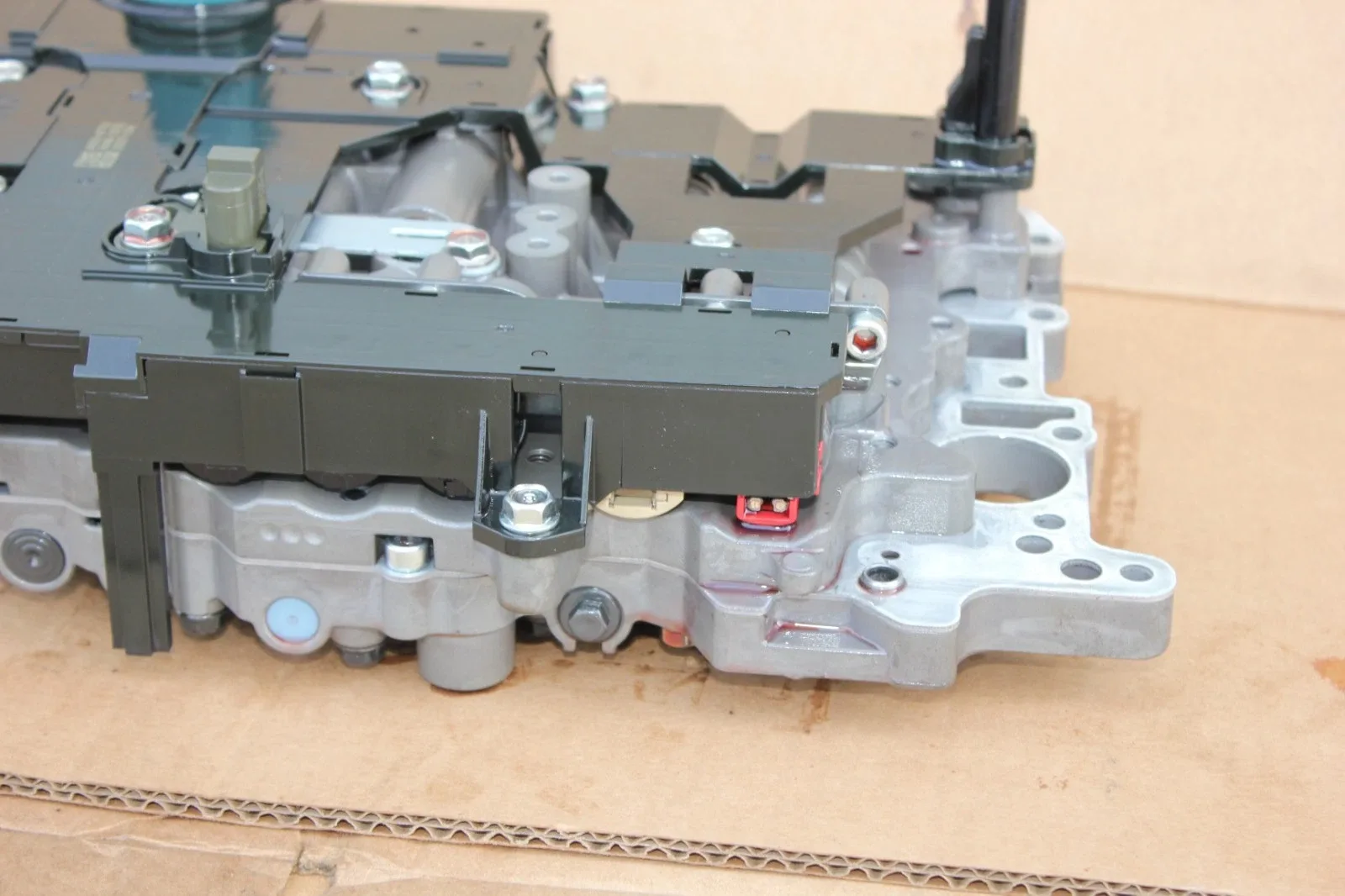 OEM Automatic transmisison valve body + module for 2021-2024 Hyundai Genesis G80 image 4