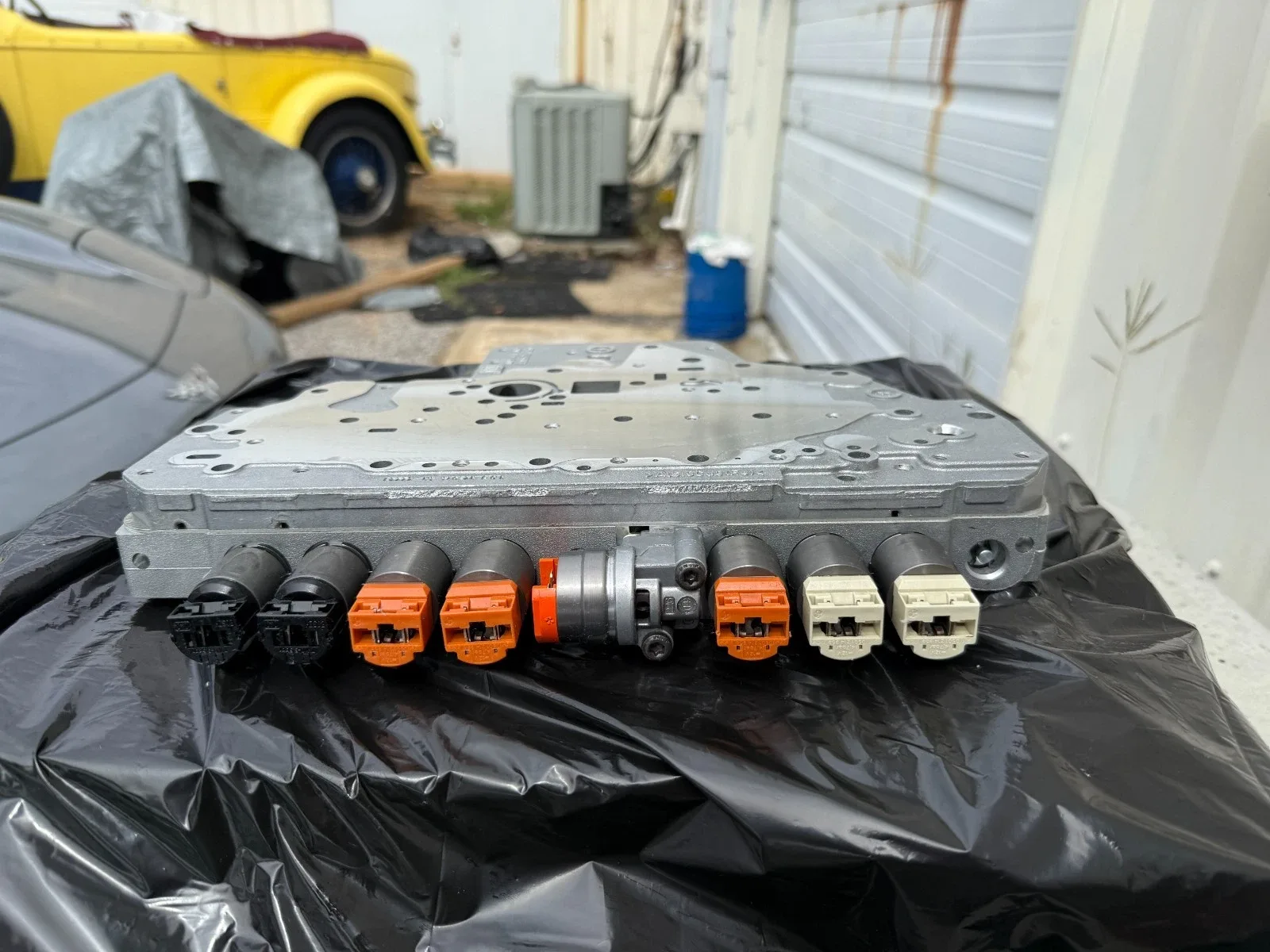 2015 Porsche 911 PDK Valve Body 9G131710500 image 3