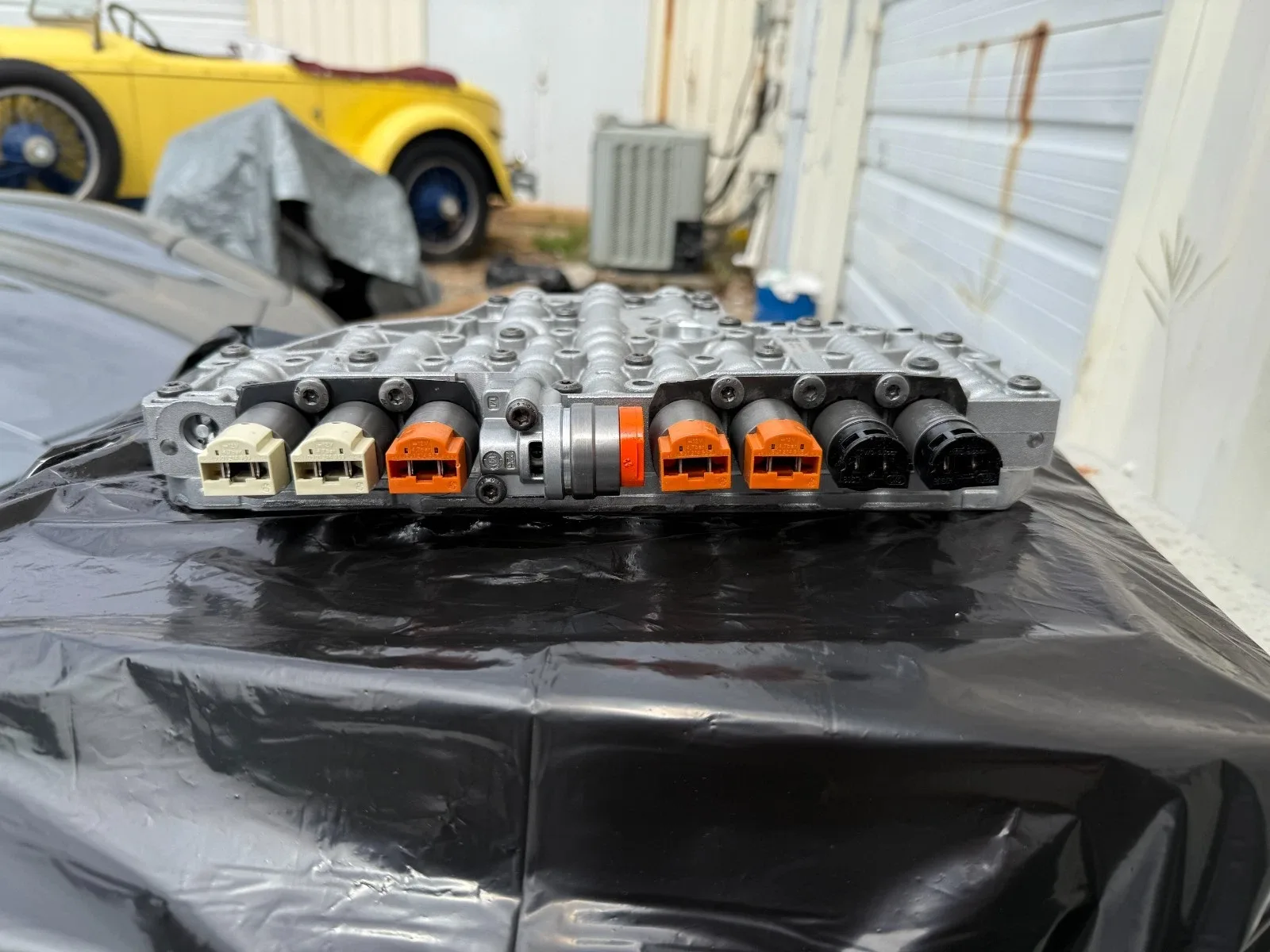 2015 Porsche 911 PDK Valve Body 9G131710500 image 4