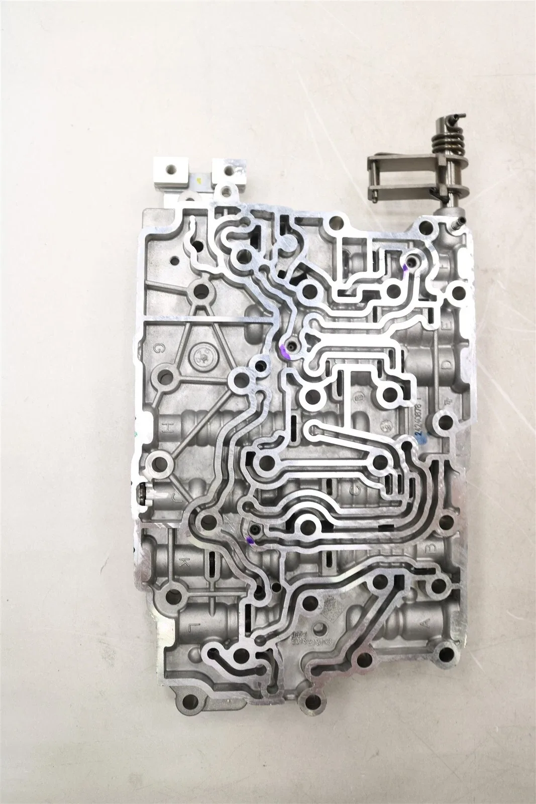 2011-2015 Chevrolet Volt / 2014-2015 Cadillac ELR GM Valve Body 24266719 image 3