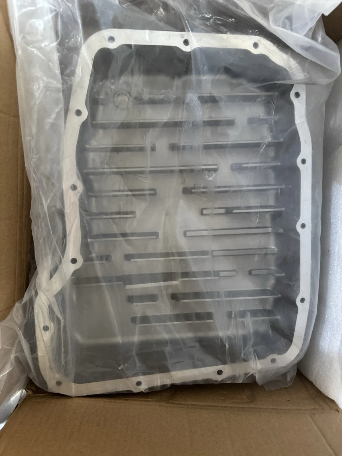 2007-2025 Vanpert Transmission Oil Pan 228052100 (68RFRE) image 3