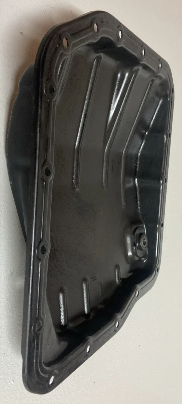2007-2011  Toyota Camry Transmission Oil Pan image 2