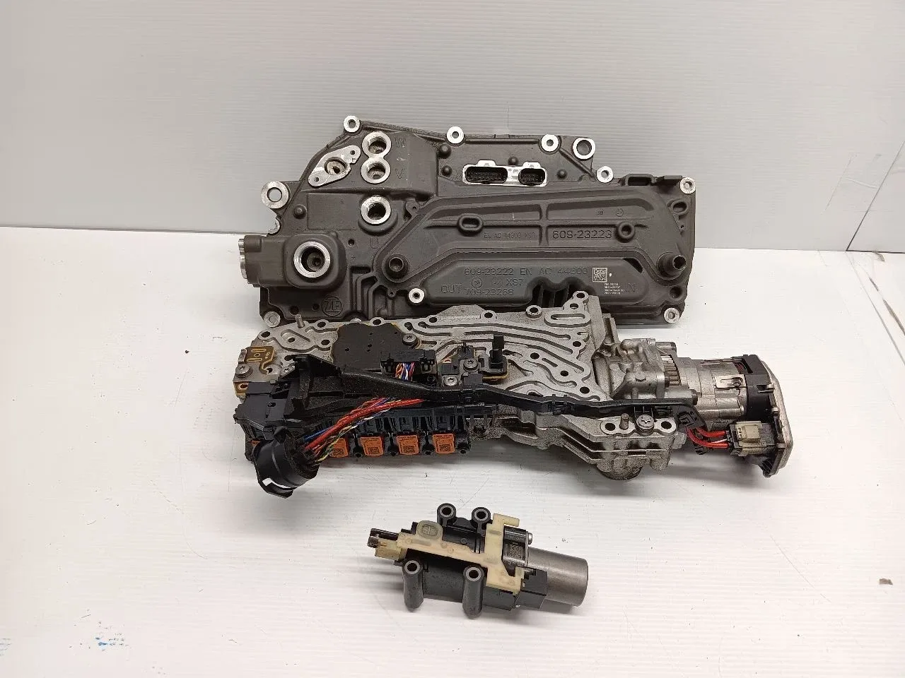2024 Range Rover Sport SV Transmission Valve Body Internal Mechanism Control OEM