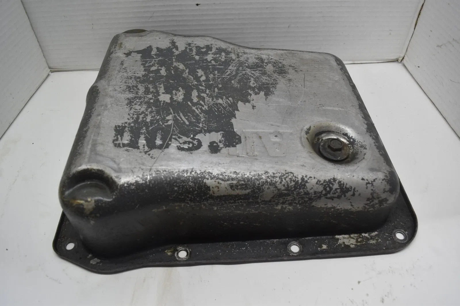 1999 2005 CHEVROLET SILVERADO TRANSMISSION OIL PAN ALLISON 1000 DURAMAX 01 02 03 image 4