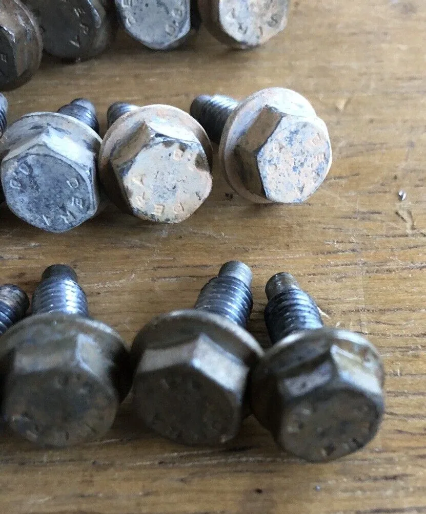 2008 Cadillac SRX 3.6L V6 Transmission Oil Pan Bolts image 3