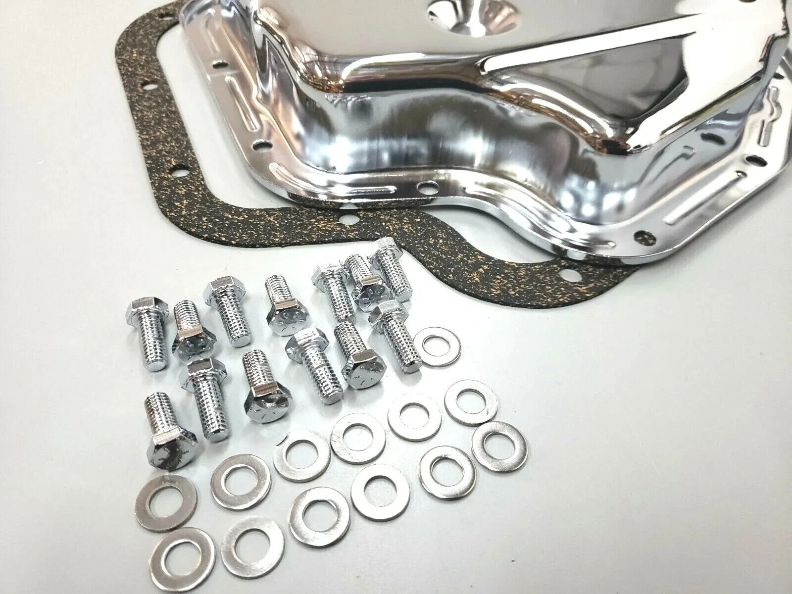 Turbo 400 (TH400) Chevy Chrome Transmission Oil Pan Kit - Hot Rod Parts Supply 7493-1KIT image 2