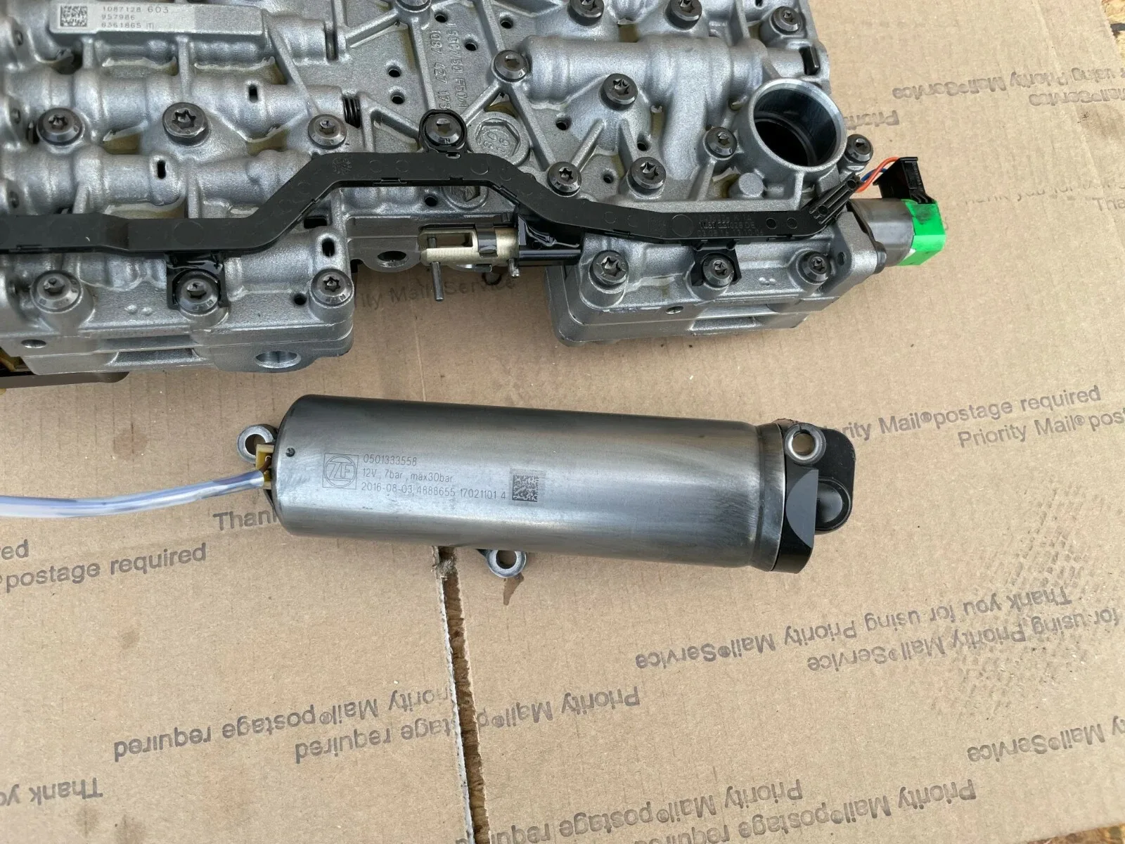 2014-2019 Maserati Ghibli Q4 S Automatic Transmission Valve Body M157 1087128 image 2