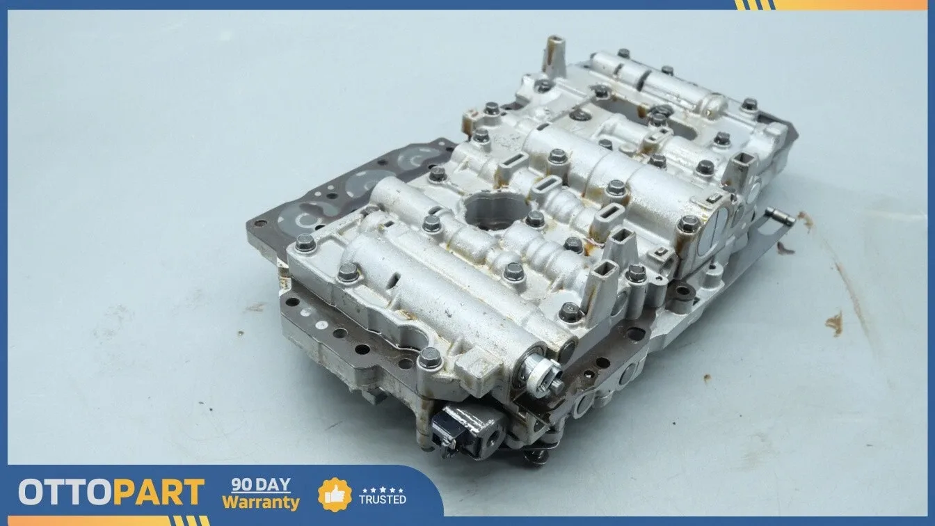 1998-2000 Lexus LS400 Transmission Valve Body (35410-30850) image 2