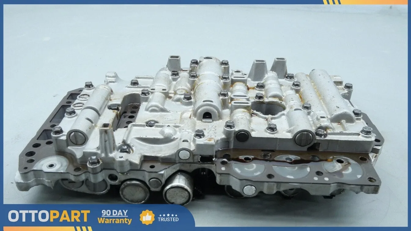 1998-2000 Lexus LS400 Transmission Valve Body (35410-30850) image 4