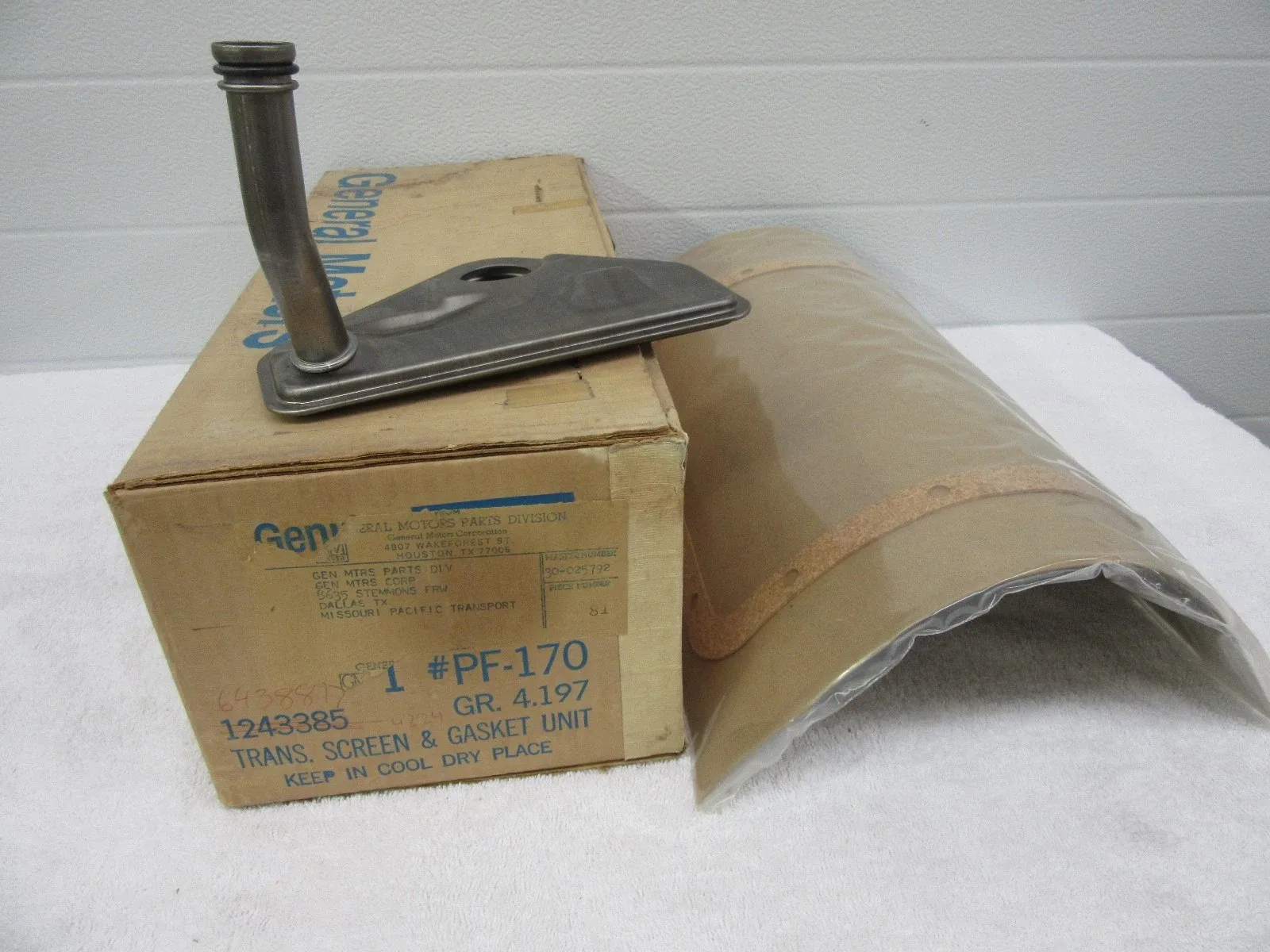 NOS 1964-1969 Buick Olds Transmission Oil Pan Screen Assy. GM 1243385 6438817 dp