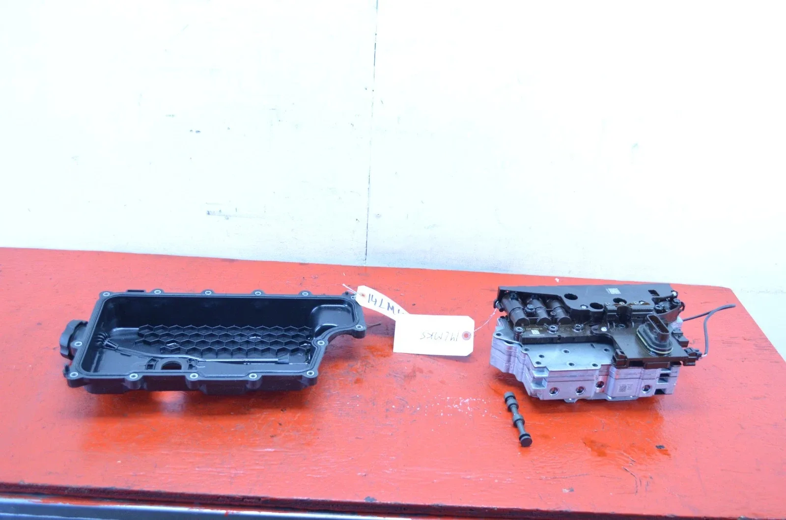 2013-2016 Lincoln MKS 3.5L FWD Automatic Transmission Valve Body OEM