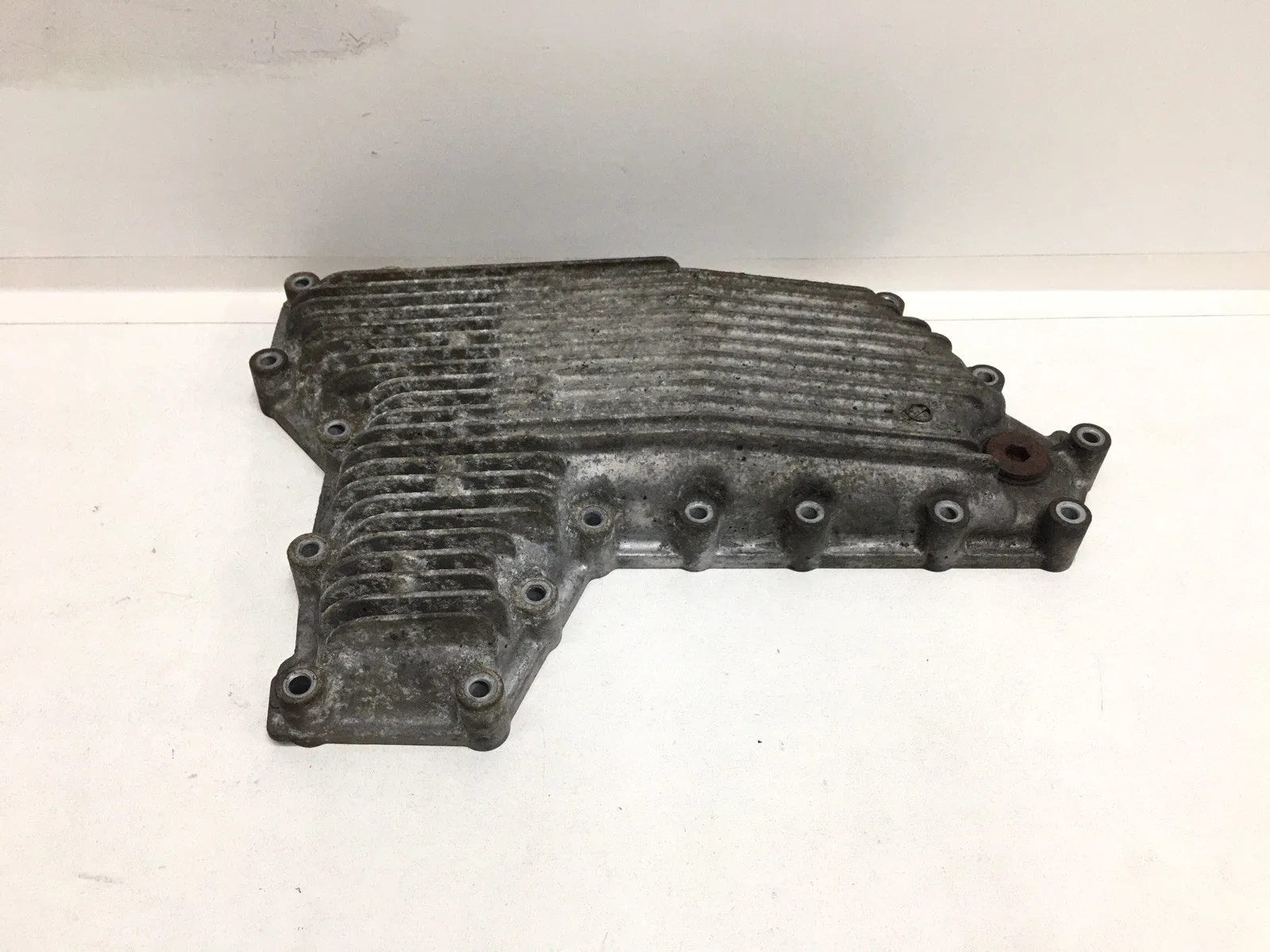 06-14 Nissan Maxima Altima Quest Murano CVT Transmission Oil Pan image 4