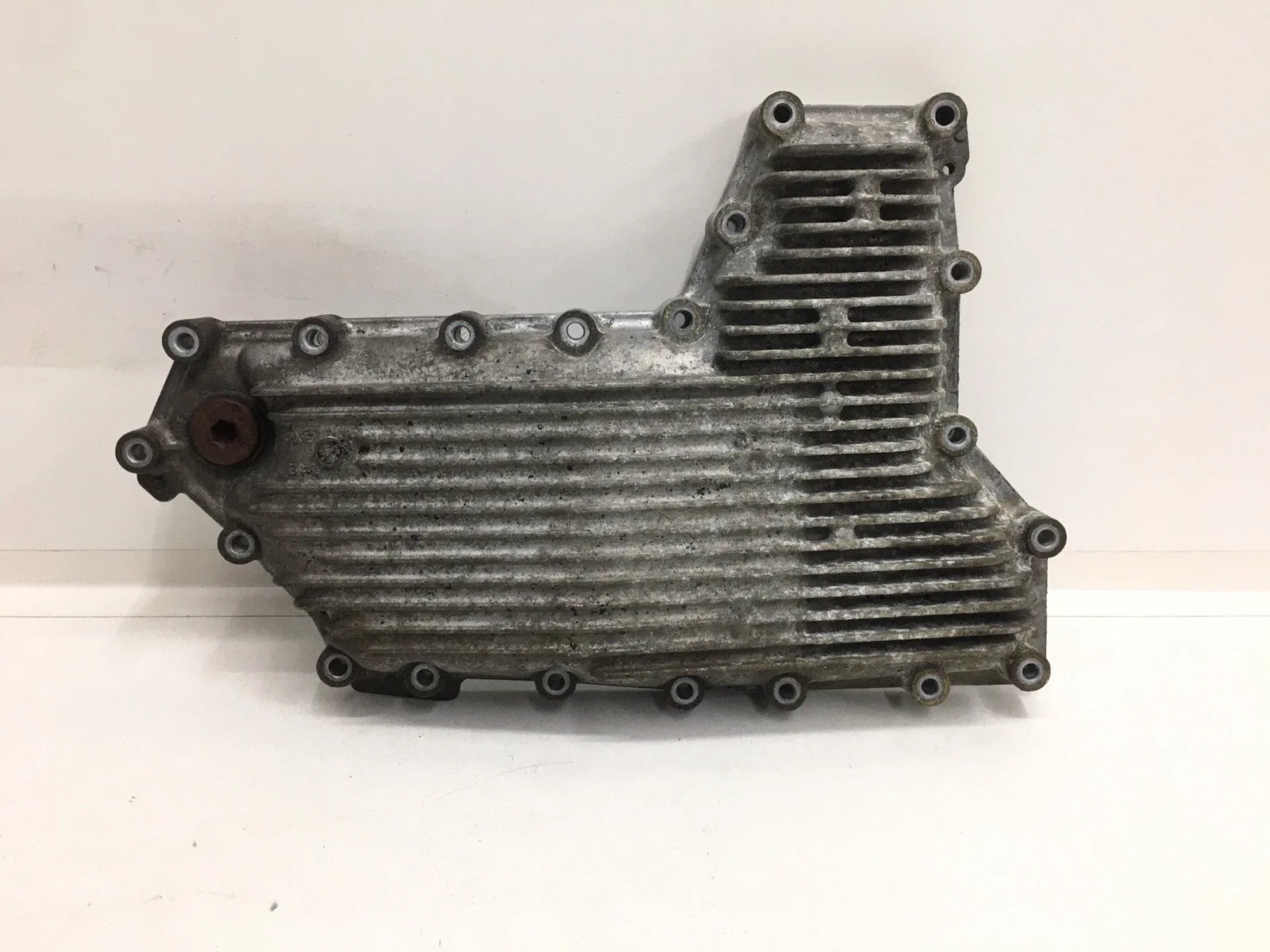 06-14 Nissan Maxima Altima Quest Murano CVT Transmission Oil Pan