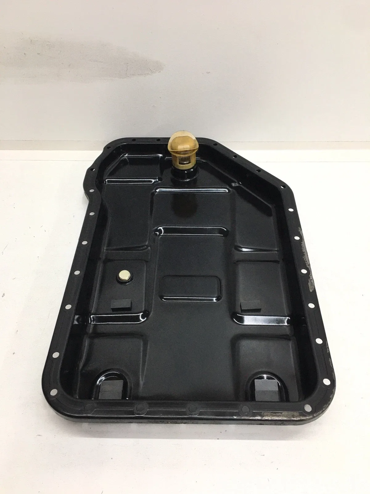 00-02 Audi B5 S4 A4 A6 Allroad A8 Automatic Transmission Oil Pan image 2