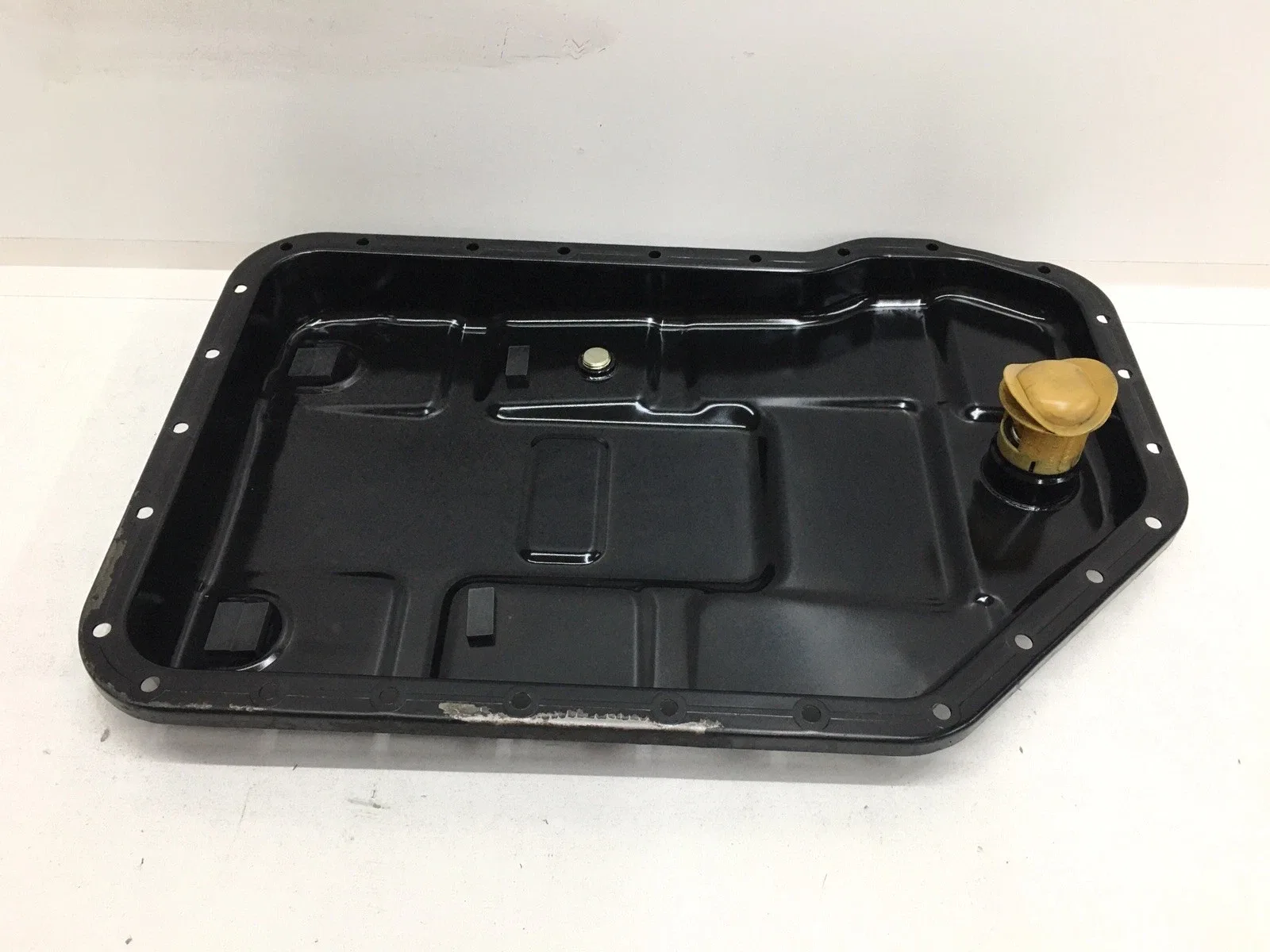 00-02 Audi B5 S4 A4 A6 Allroad A8 Automatic Transmission Oil Pan image 3