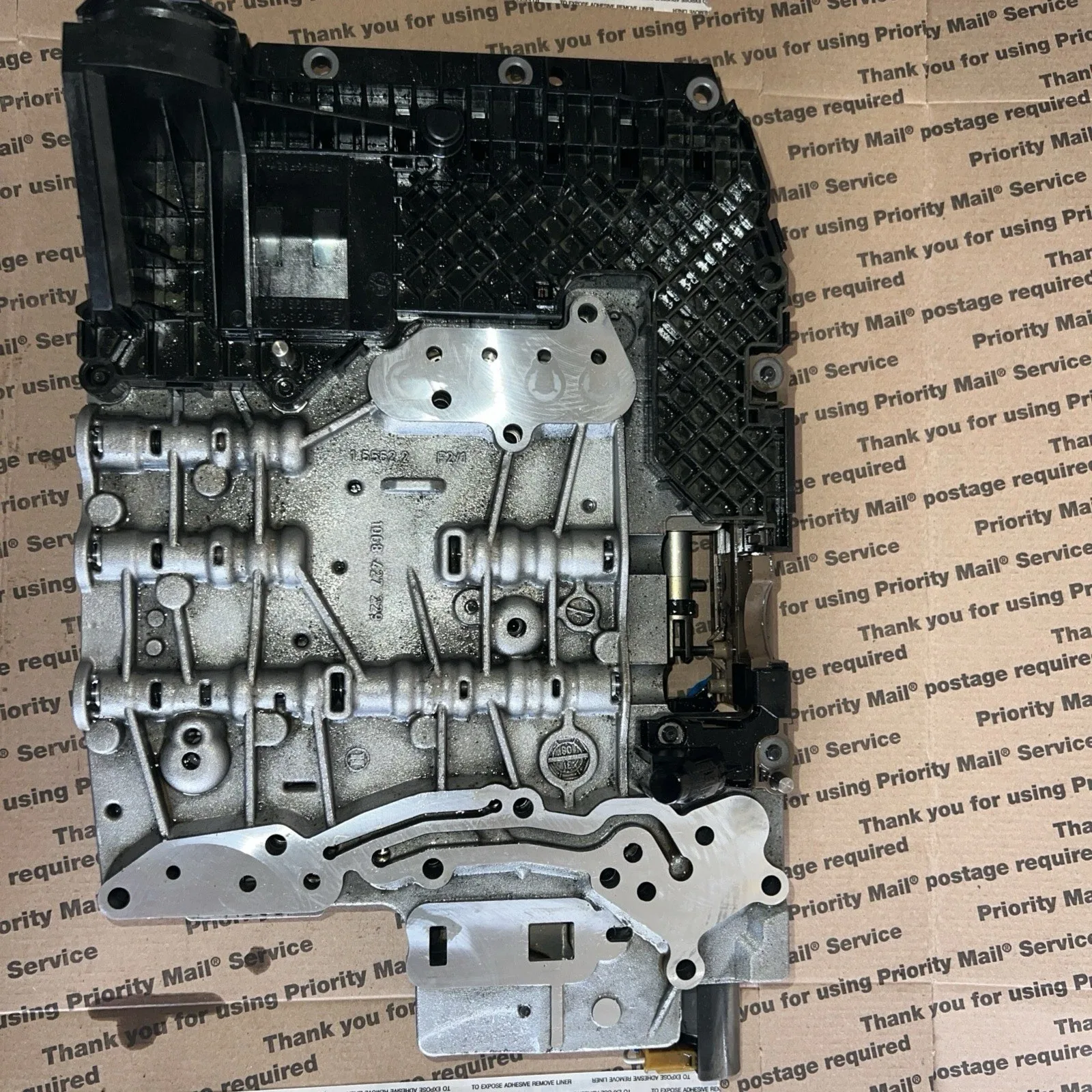 2011-2012 BMW 740i / 740Li Valve Body Mechatronic 24-34-8-671-618