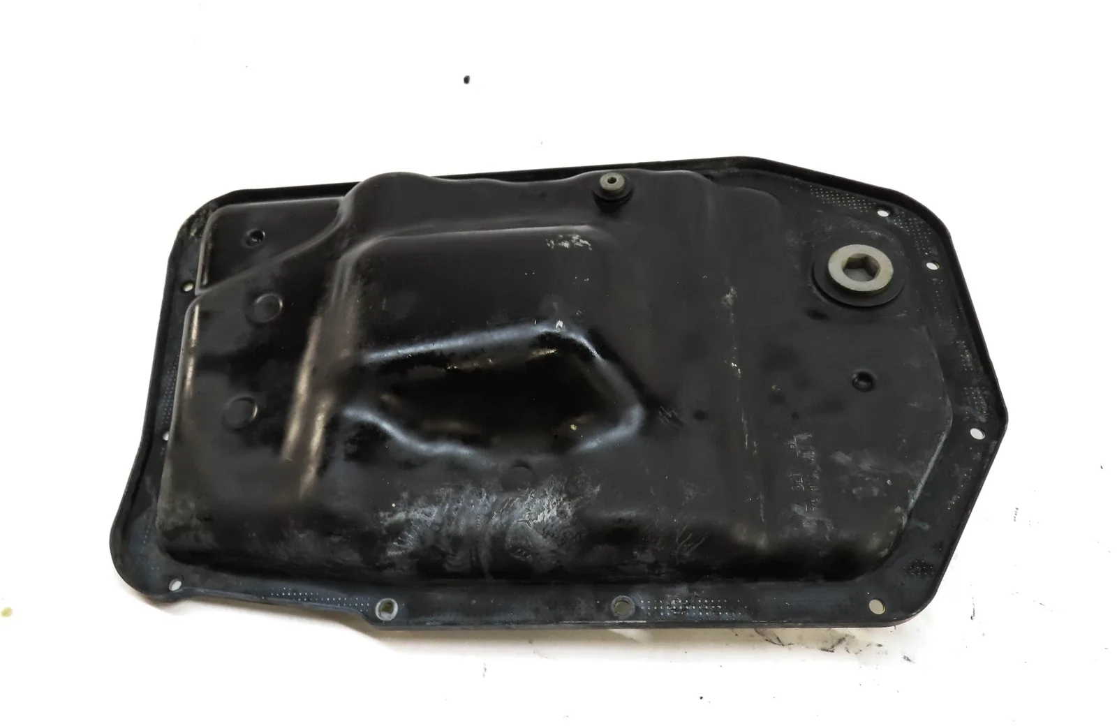 2007-2010 Audi Q7 3.6L Automatic Transmission Oil Pan - MPN At321359 image 4