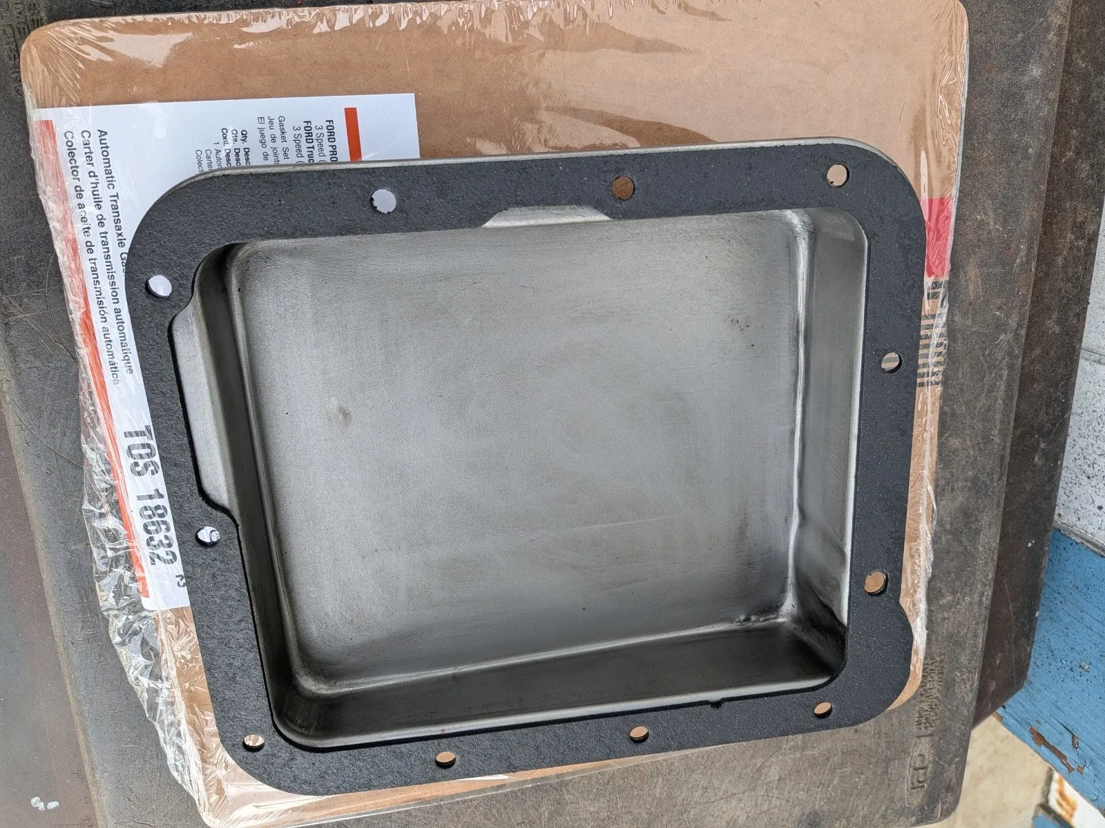 1960's Ford C4 Transmission Pan Case Fill Type Ford Original Part with Gasket image 4