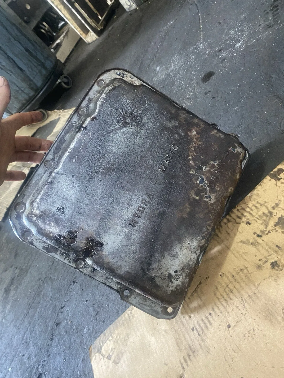 GM Hydra Matic Transmission Oil Pan ML5E39
