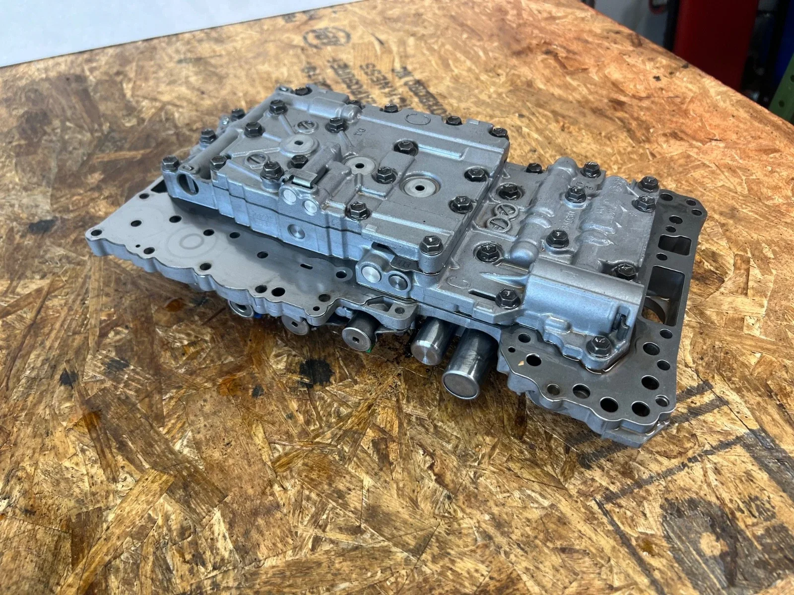 2018-2023 Mazda MX-5 Miata Transmission Valve Body Mechatronic image 4