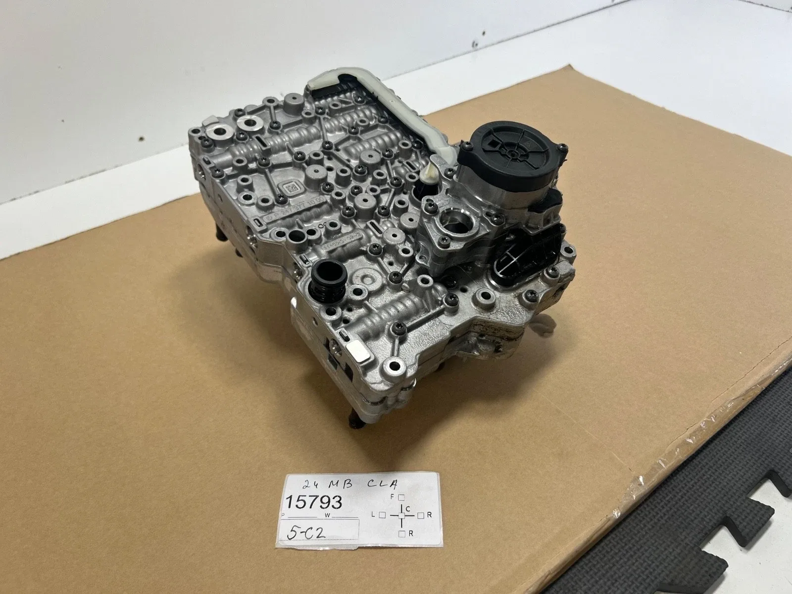 2022-2025 Mercedes-Benz CLA/GLB/GLA 250 2.0L Transmission Valve Body Mechatronic A0009010804