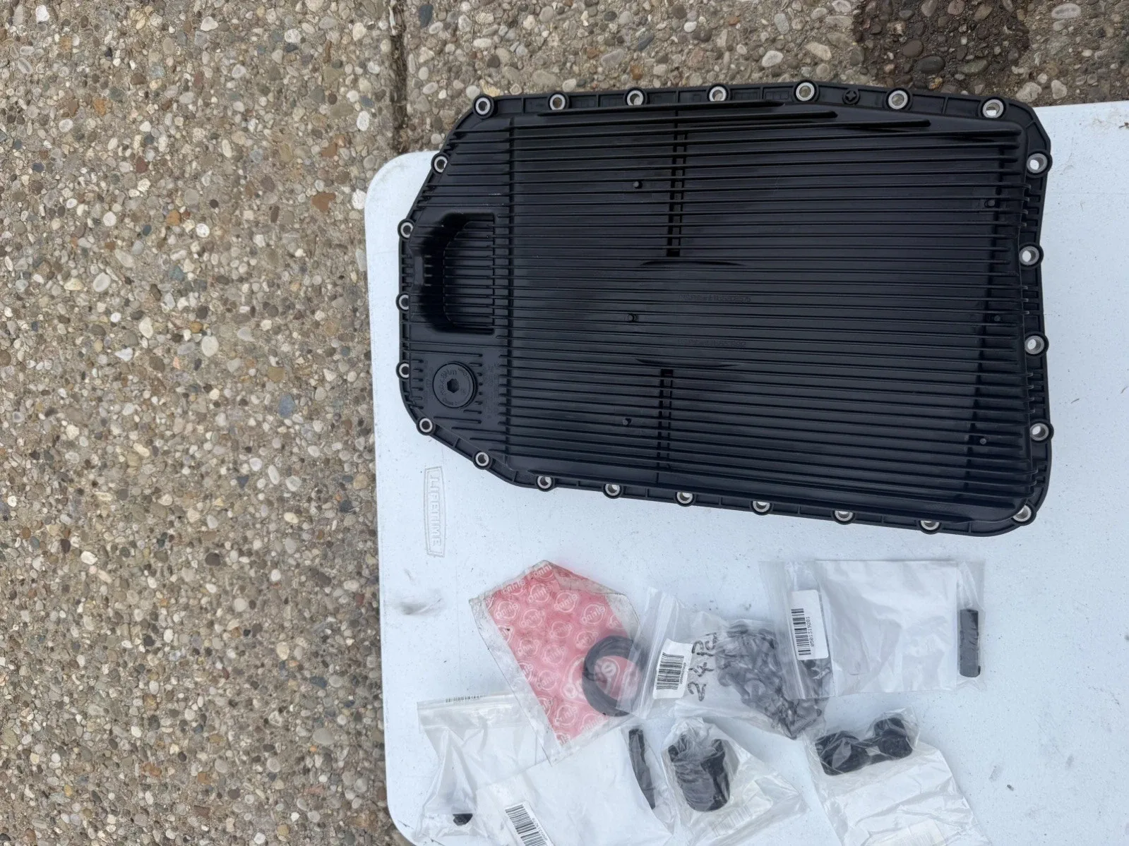 Transmission Oil Pan for BMW 128i 135i 325i 328i 330i 2006-2013 24117571217 image 2