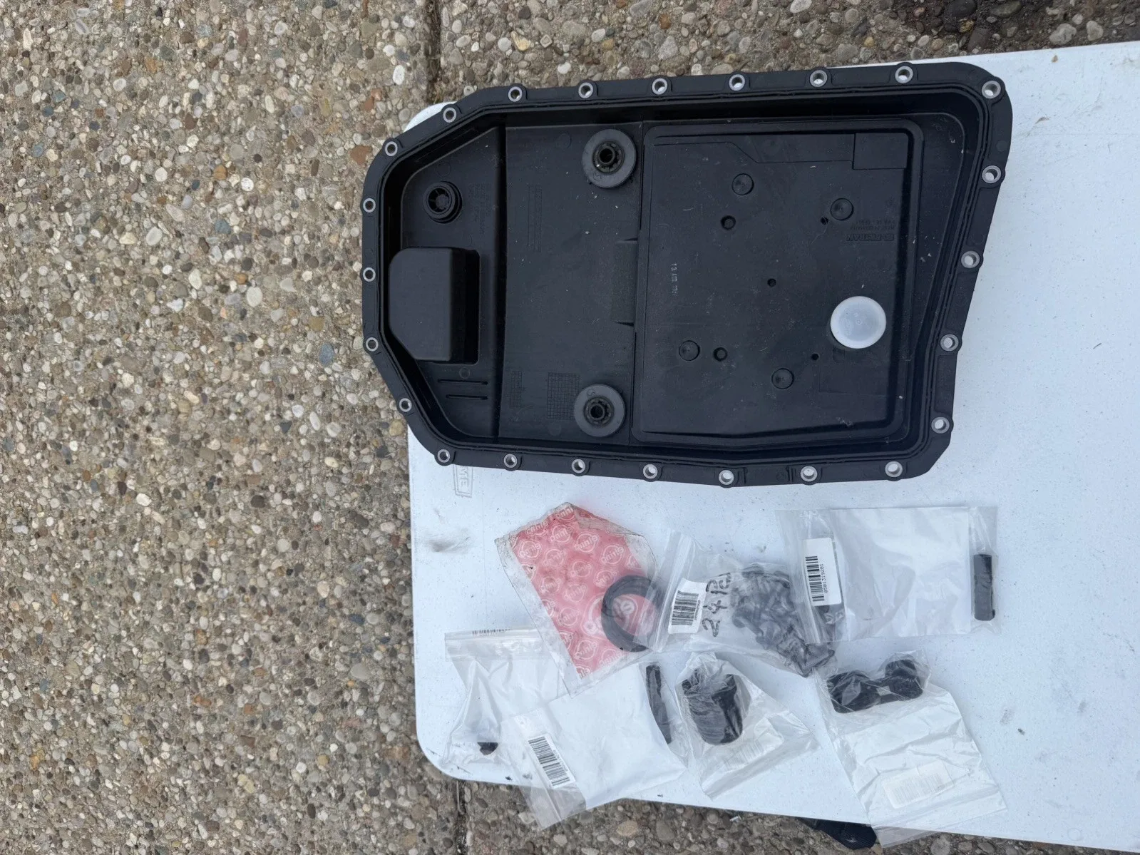 Transmission Oil Pan for BMW 128i 135i 325i 328i 330i 2006-2013 24117571217 image 3