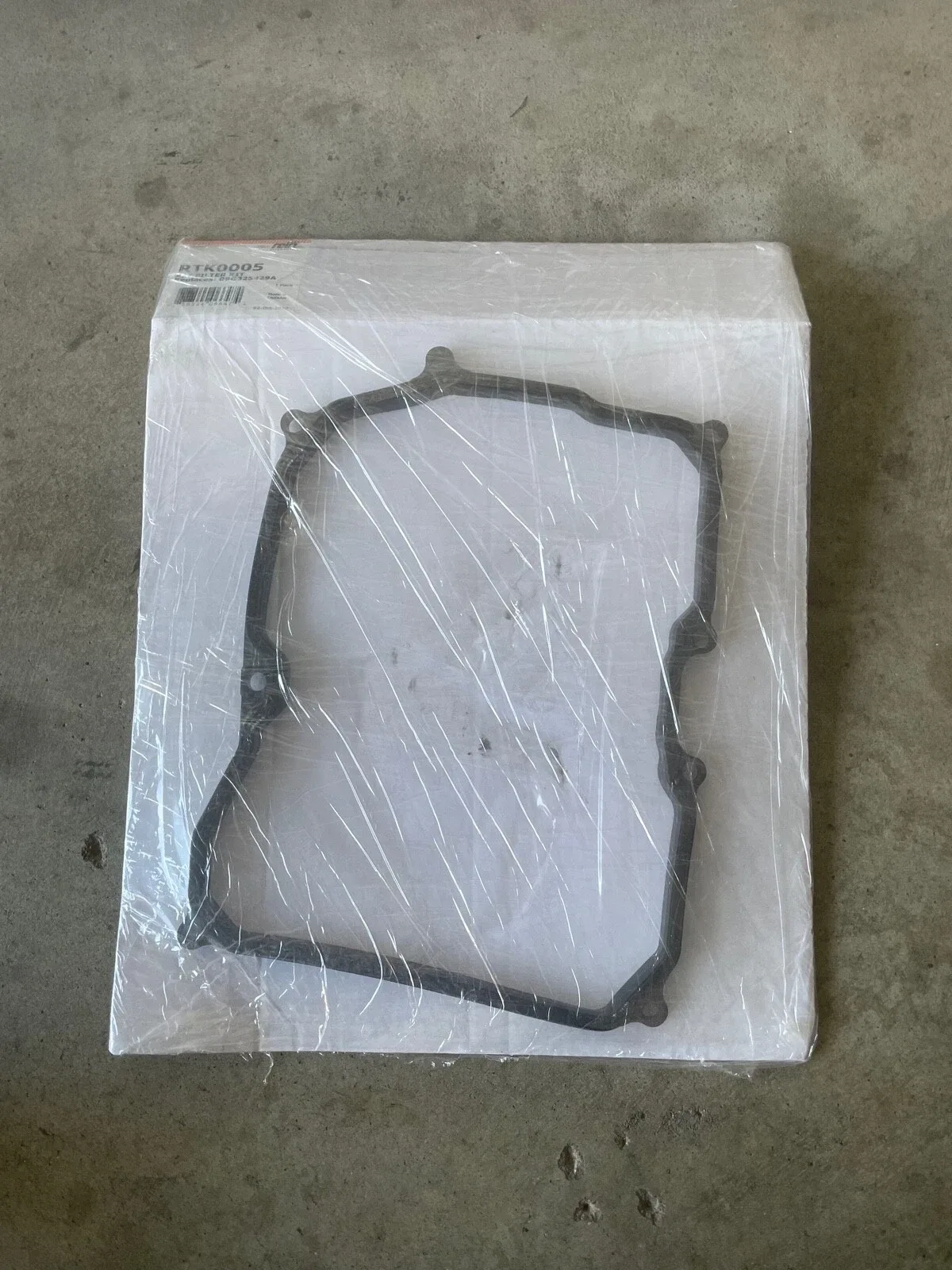 2013 volkswagen jetta 2.5L transmission oil pan gasket