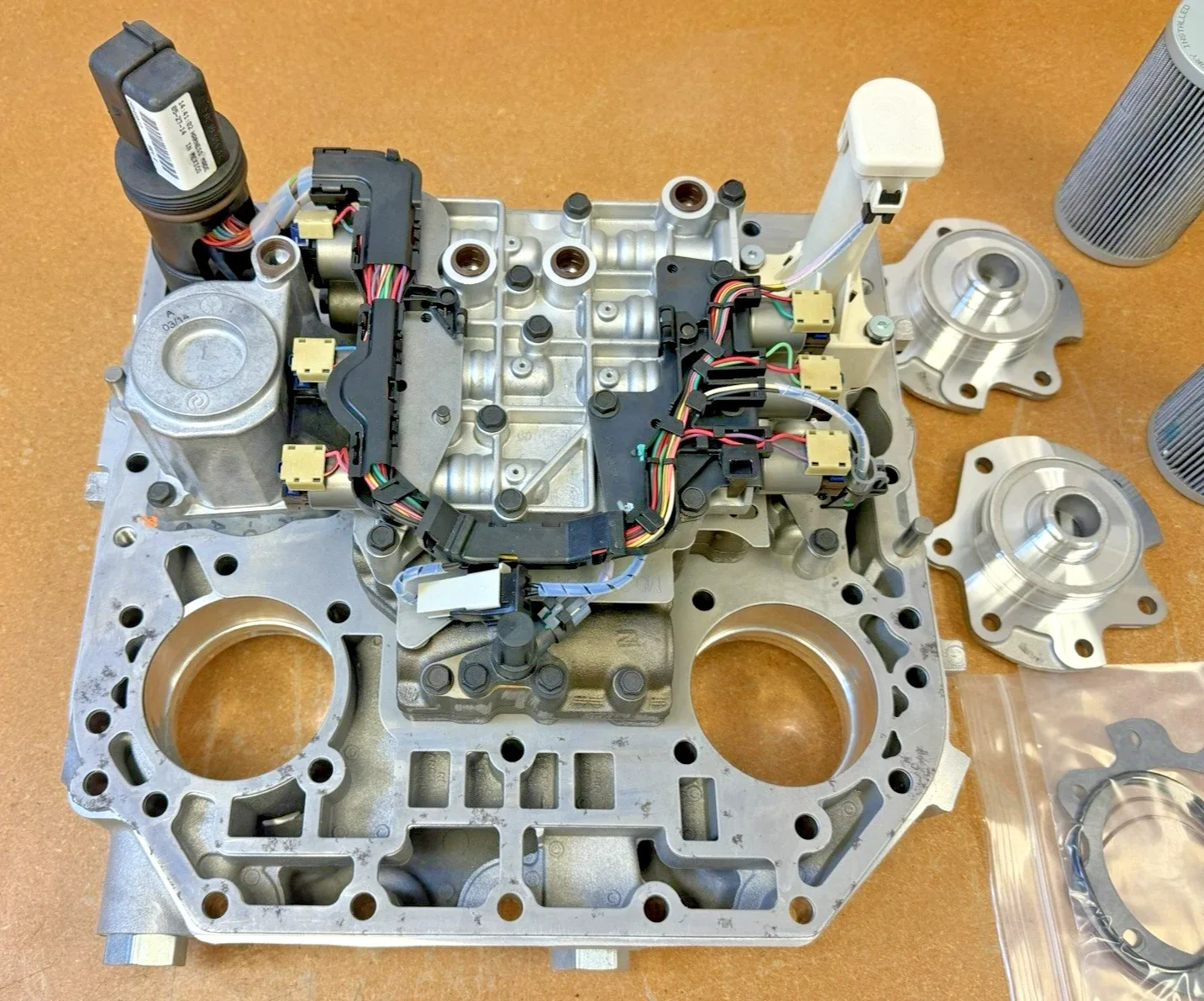 Allison 29550921 Transmission Control Valve Body with Filter Kit image 3