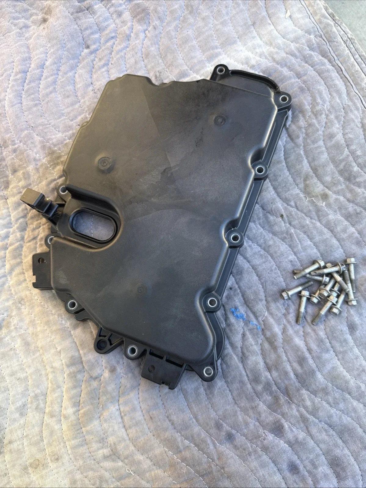 2016-2021 CHEVROLET MALIBU 1.5L AUTOMATIC TRANSMISSION GEARBOX OIL PAN OEM