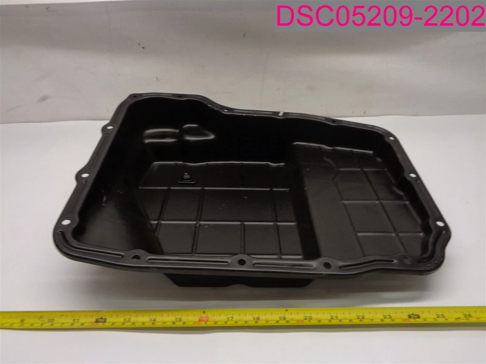Transmission Oil Pan 265-817 963 21174 image 3