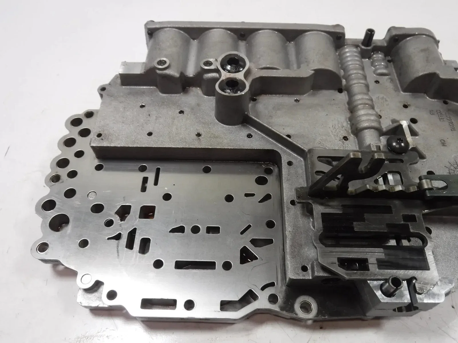 Jeep Commander Grand Cherokee 2005-2010 45RFE 545RFE Valve Body 04799591 OEM image 3