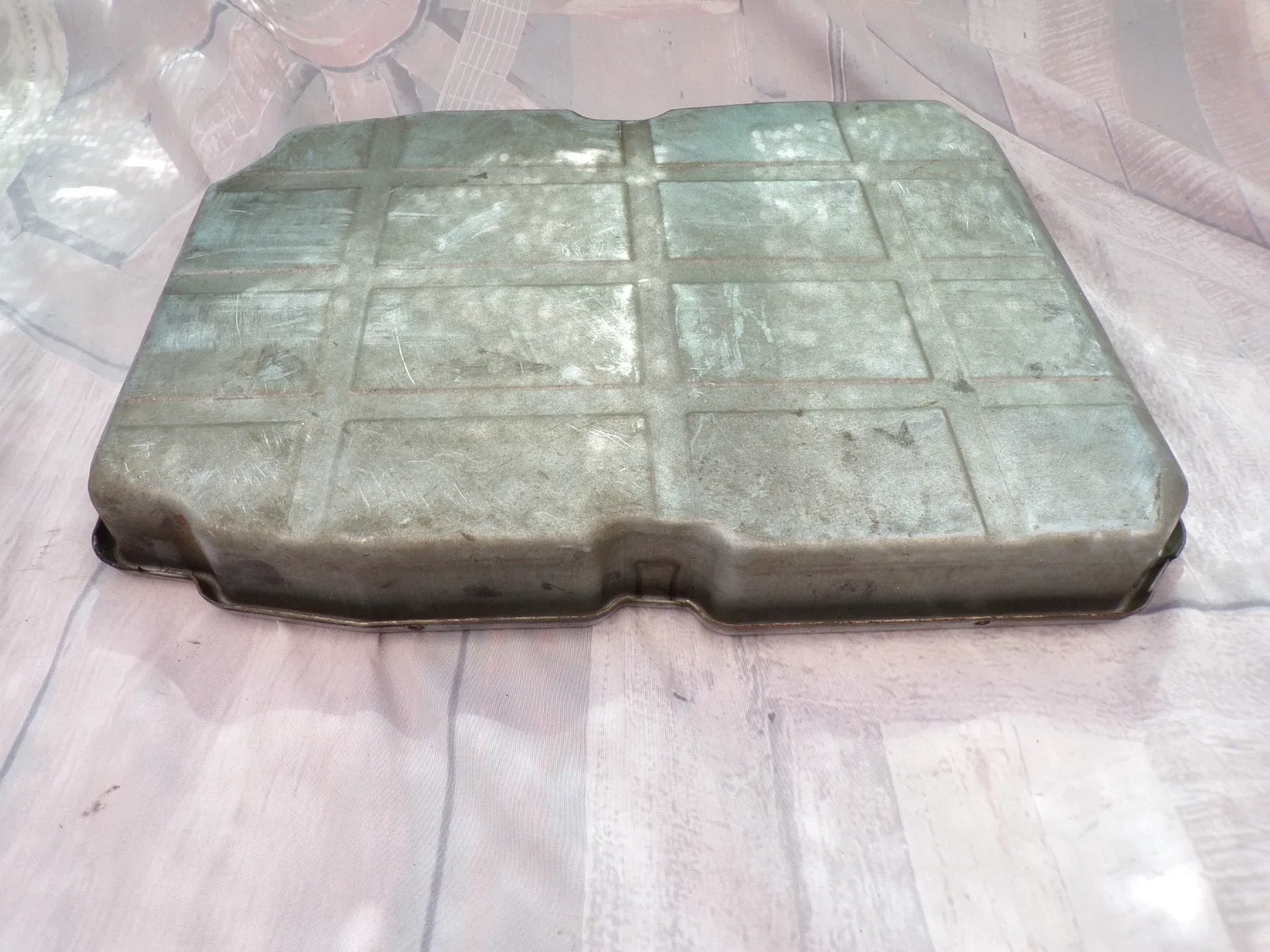 2008-2010 DODGE CHALLENGER 3.5L TRANSMISSION OIL PAN OEM image 2