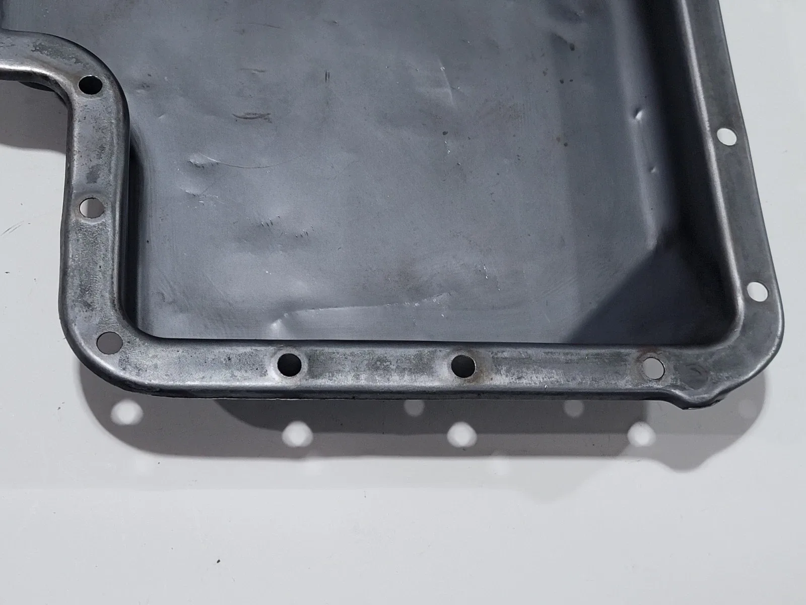 Ford C6 Transmission Oil Pan & 17 Mounting Bolts, OEM, With Rubber Gasket, USED image 4