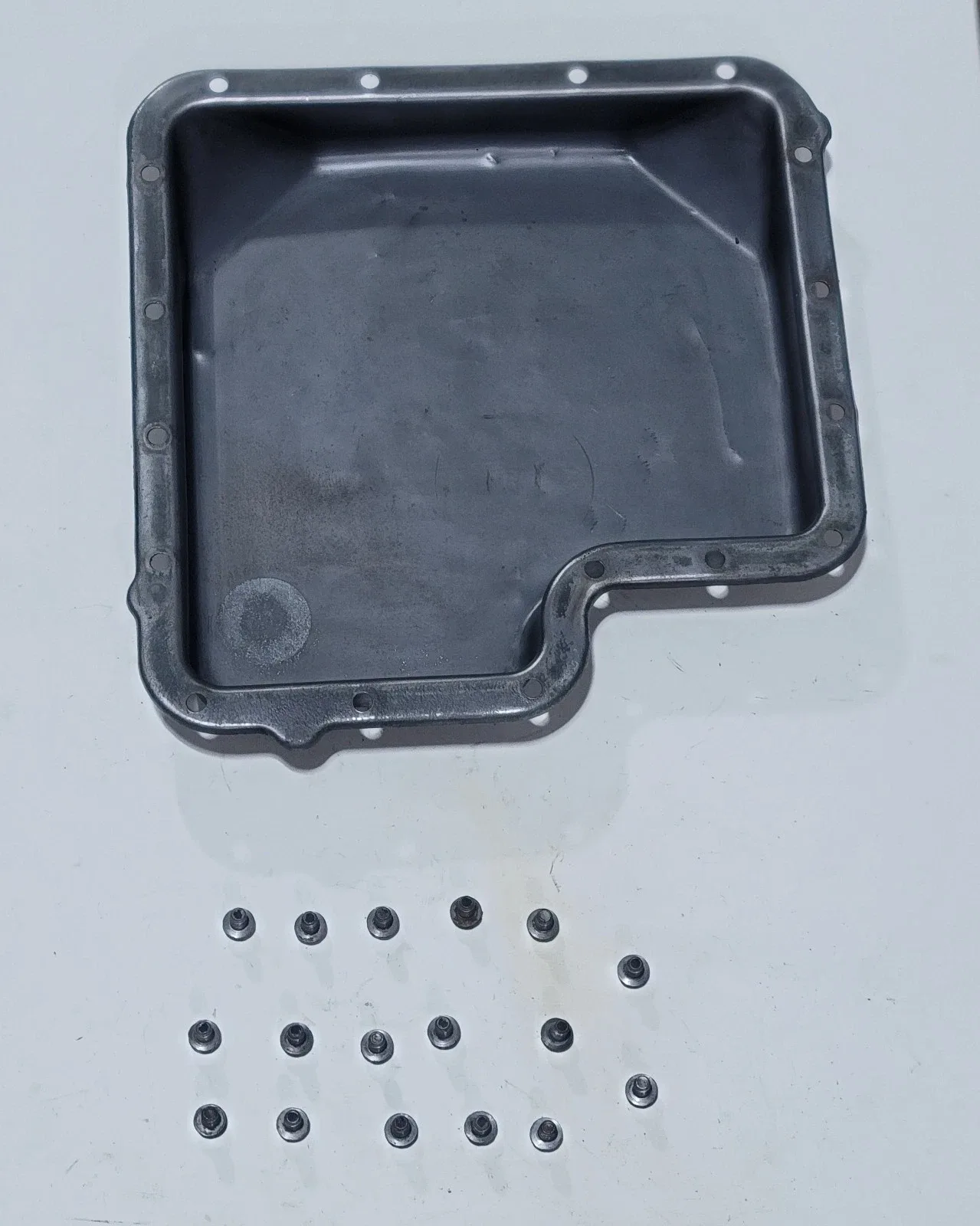 Ford C6 Transmission Oil Pan & 17 Mounting Bolts, OEM, With Rubber Gasket, USED