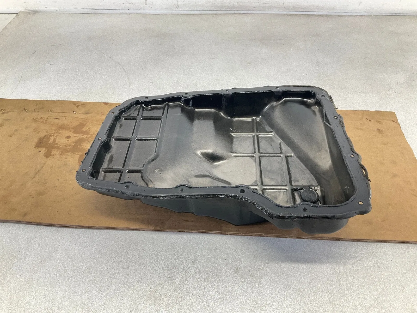 10-24 Dodge Ram 1500 2500 3500 5.7L Automatic Transmission Oil Pan OEM CM image 4