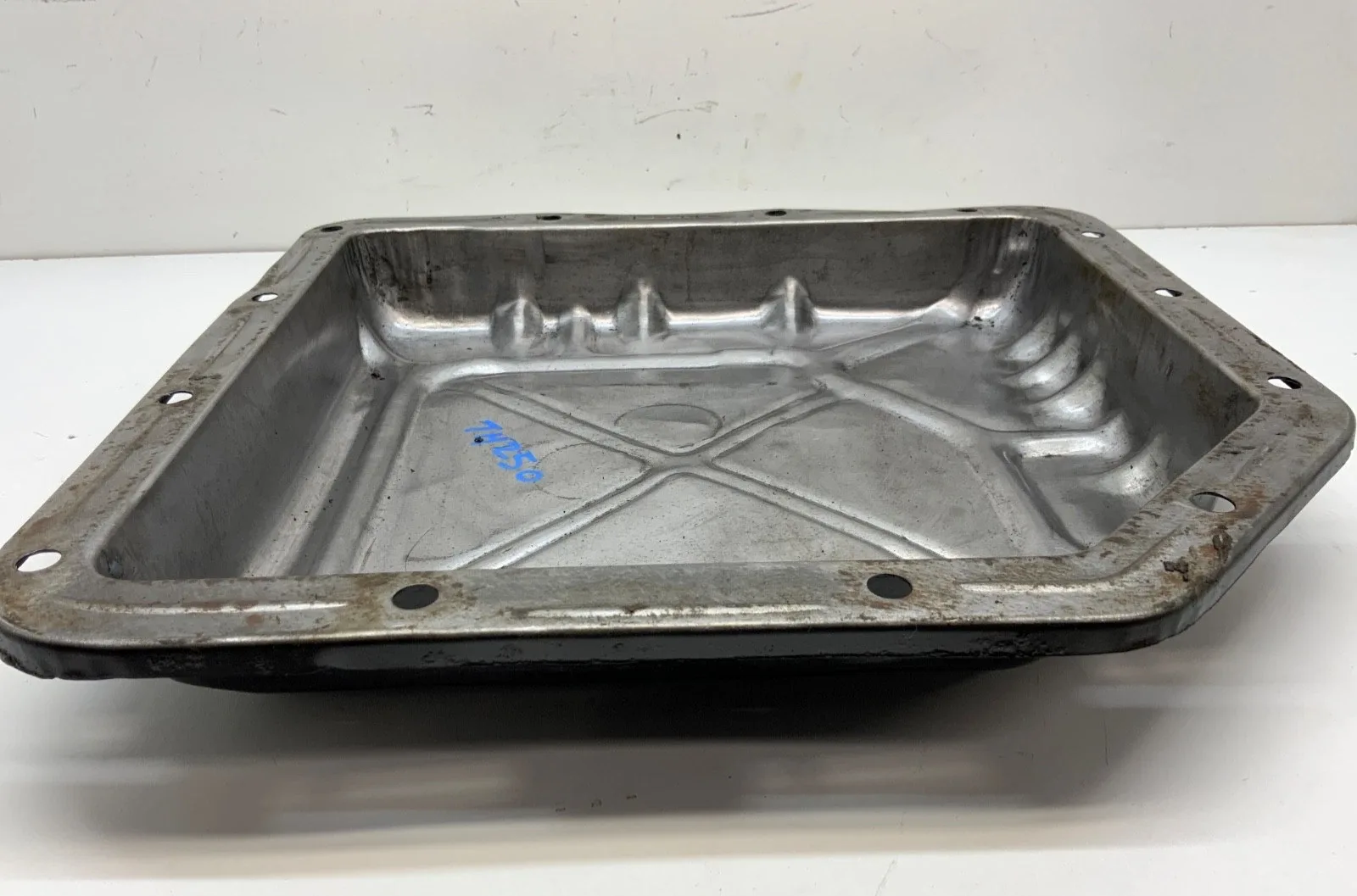 TH250 AUTOMATIC TRANSMISSION OIL PAN 2 IN DEEP 13 HOLES CHEVROLET PONTIAC image 2